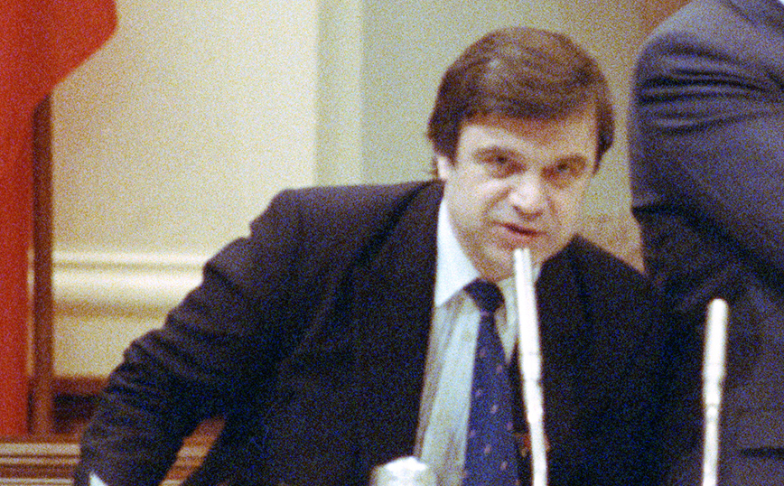 Ρουσλάν Χασμπουλάτοφ: Πέθανε ο πρώην πρόεδρος της ρωσικής βουλής &#8211; Είχε πρωταγωνιστικό ρόλο στο πραξικόπημα του 1993