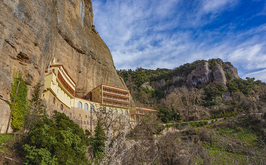 Μονή Μέγα Σπηλαίου Μονή Μέγα Σπηλαίου
