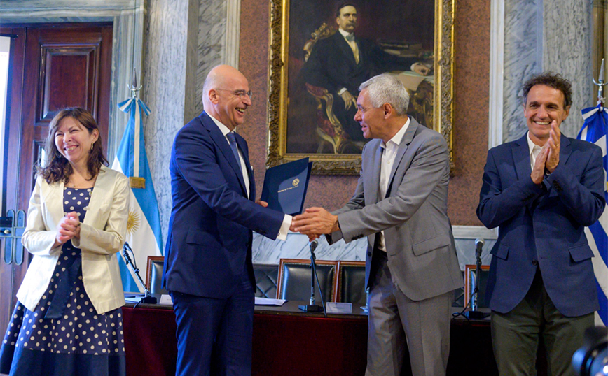Συνάντηση Νίκου Δένδια με την πρόεδρο της Βουλής της Αργεντινής: Σύσταση Ομάδας Φιλίας Ελλάδας – Αργεντινής