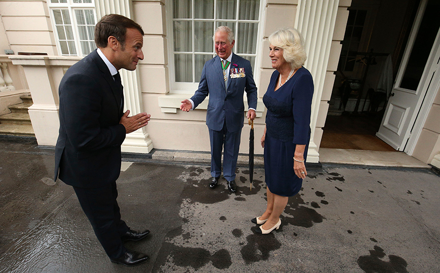Οι αναταραχές επισκιάζουν την επίσκεψη του βασιλιά Καρόλου στη Γαλλία &#8211; Οι συμβολισμοί που γεννούν οργή στους Γάλλους