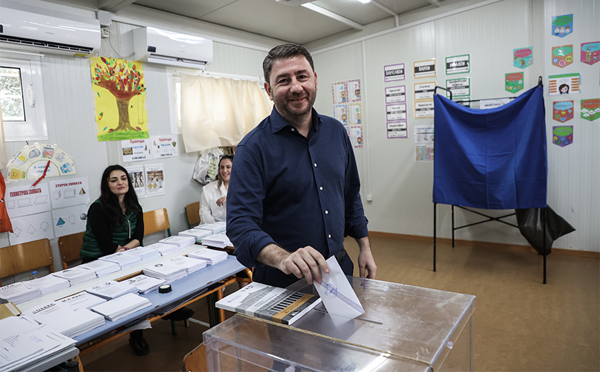 Εκλογές 2023: Στην Κρήτη ψήφισε ο Νίκος Ανδρουλάκης &#8211; «Ελληνικέ λαέ σου αξίζουν περισσότερα»