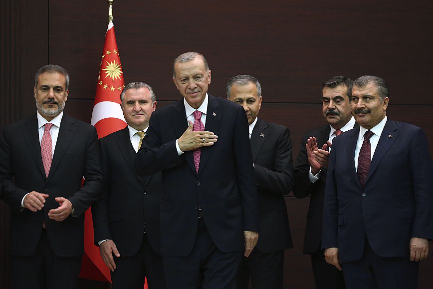 Τουρκία: Οι ριζικές αλλαγές του Ερντογάν στο υπουργικό συμβούλιο και τα τέσσερα πρόσωπα «κλειδιά»
