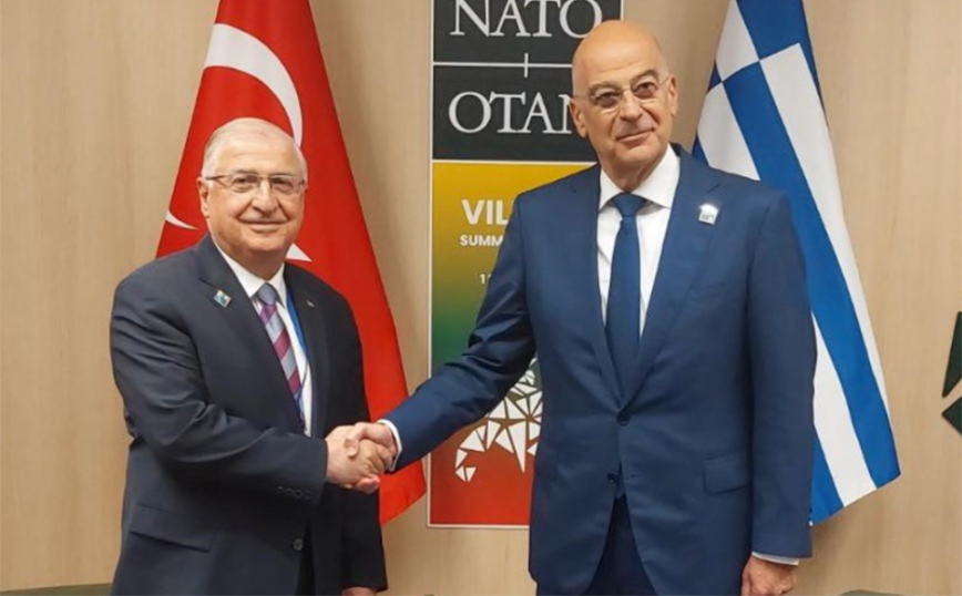 Τετ α τετ Δένδια με τον Τούρκο υπουργό Εθνικής Άμυνας &#8211; Συμφώνησαν σε συνάντηση για τα Μέτρα Οικοδόμησης Εμπιστοσύνης