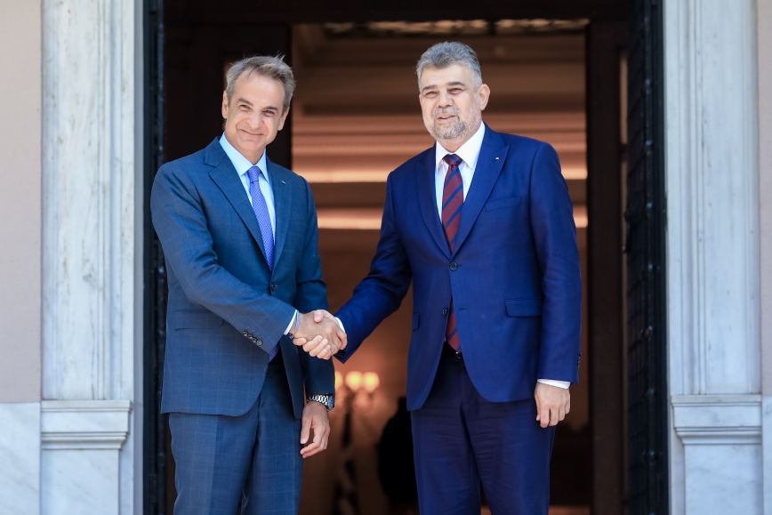 Συνάντηση Κυριάκου Μητσοτάκη με τον πρωθυπουργό της Ρουμανίας για σύσφιξη διμερών σχέσεων και ενεργειακή συνεργασία