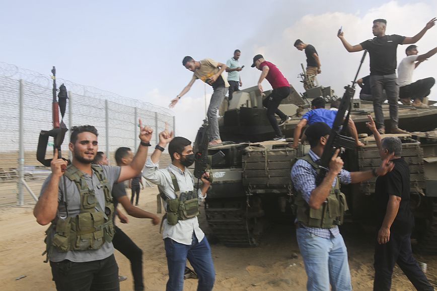 Πόλεμος στο Ισραήλ: Η επίθεσή μας μόλις ξεκίνησε, λέει στέλεχος της Χαμάς