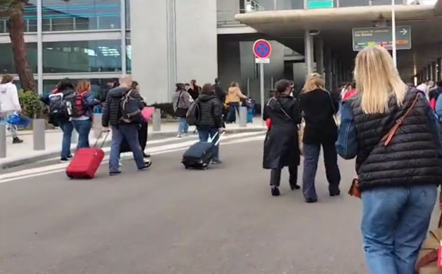 Συναγερμός και σήμερα στη Γαλλία για βόμβες σε αεροδρόμια &#8211; Εκκενώνονται σε Λιλ, Ναντ, Μπορντό και Μονπελιέ