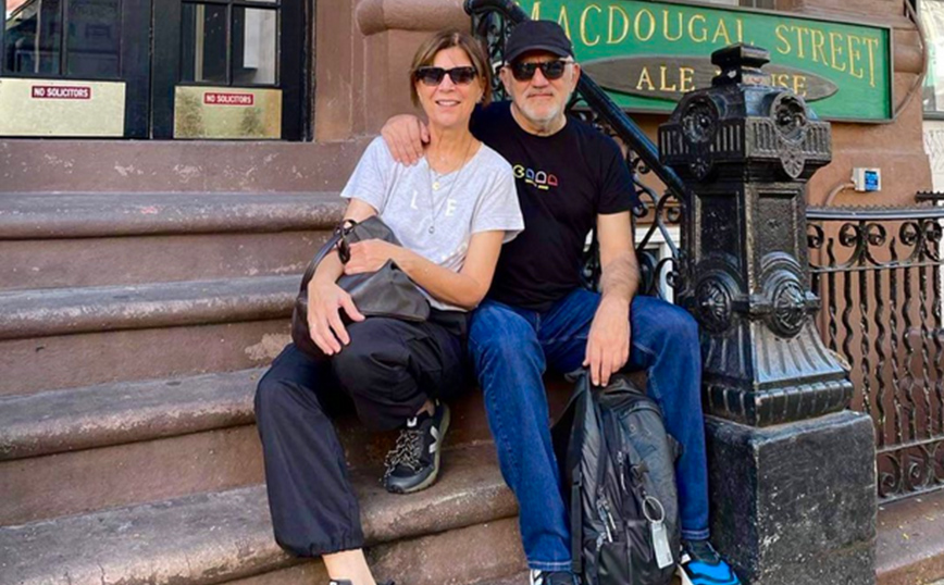 Το ταξίδι του Νίκου Πορτοκάλογλου και της συζύγου του στη Νέα Υόρκη: «Χαιρετίσματα από το χωριό»