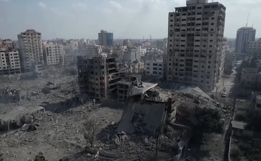 Περιμένοντας τη χερσαία επιχείρηση: Βίντεο από drone δείχνουν την τεράστια καταστροφή στη Λωρίδα της Γάζας