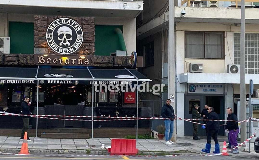 Ακαριαίος ο θάνατος του 32χρονου αστυνομικού σε μπαρ στη Θεσσαλονίκη &#8211; Τον σκότωσε ο Νορβηγός με μια μαχαιριά στον λαιμό
