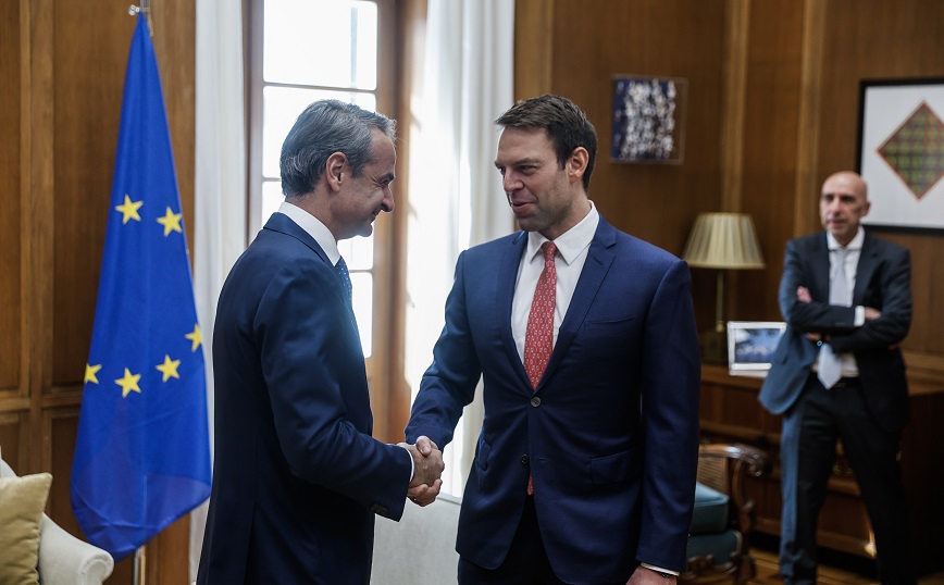 Ο φερόμενος ως «μεσολαβητής» διαψεύδει κατηγορηματικά ότι ο Κυριάκος Μητσοτάκης πρότεινε στον Στέφανο Κασσελάκη θέση υπουργού το 2019