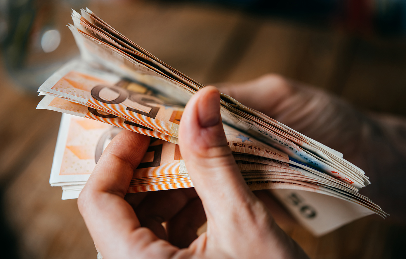 Φόροι: Πάνω από 8 στα 10 ευρώ πληρώνονται στην ώρα τους