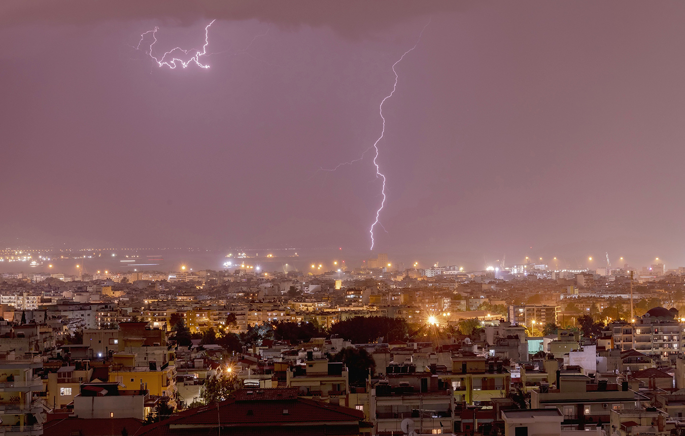 Νέο έκτακτο δελτίο επικίνδυνων καιρικών φαινομένων – Συναγερμός για Θεσσαλία, Φθιώτιδα, Σποράδες, Εύβοια