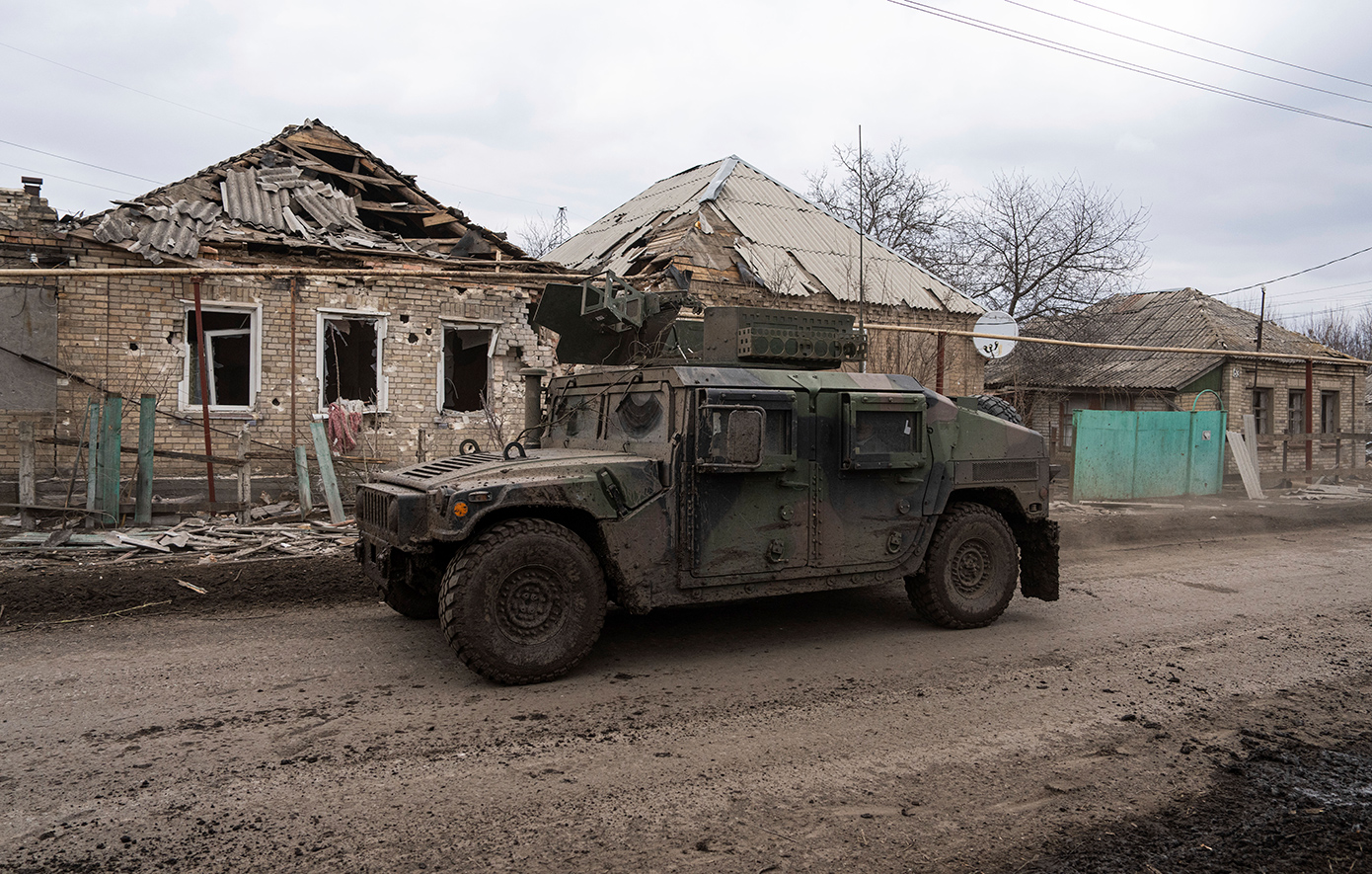 «Εντός ημερών» θα καταφθάσει η στρατιωτική βοήθεια των ΗΠΑ στην Ουκρανία – Τι περιλαμβάνει