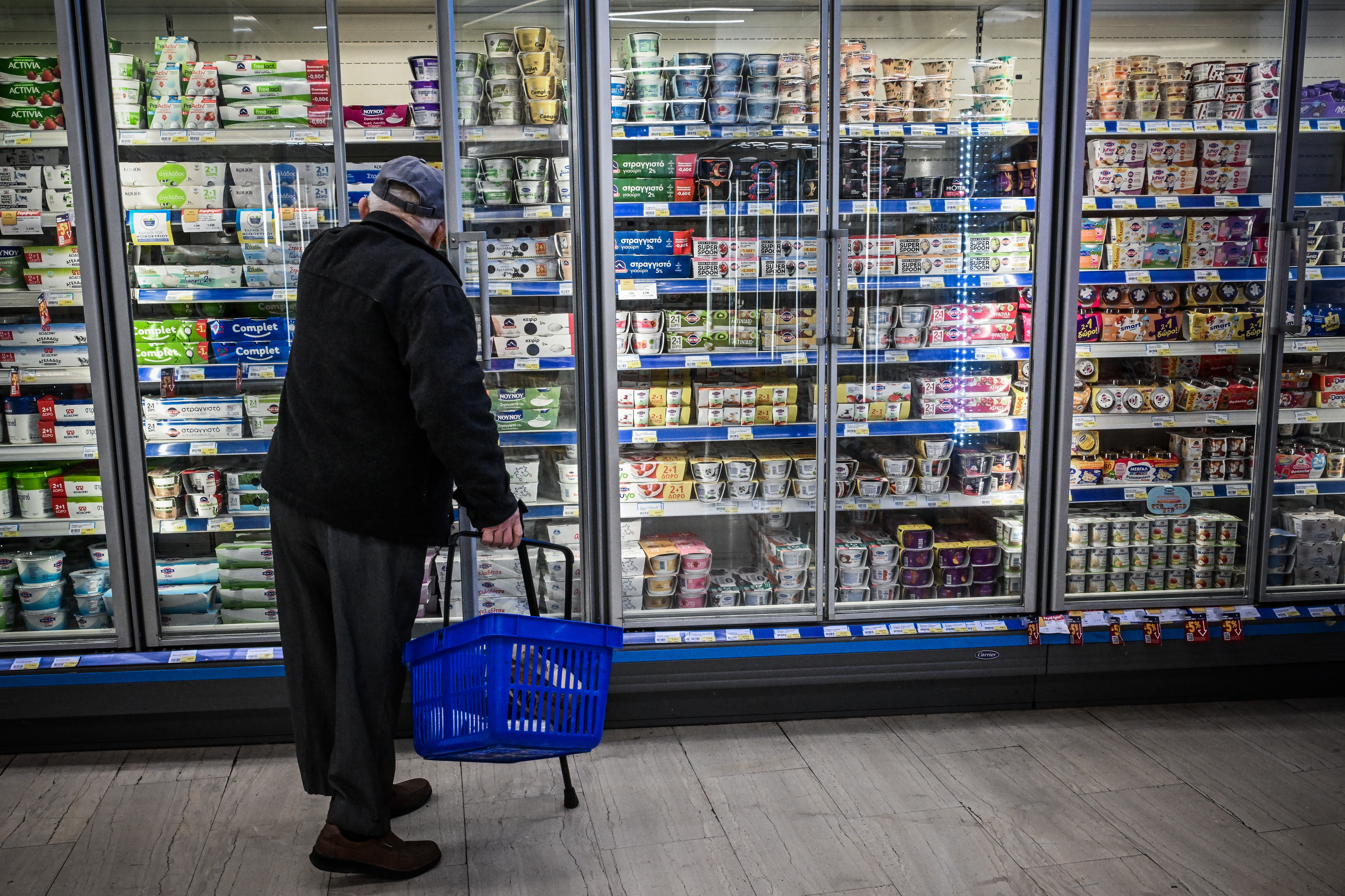 Ξεκίνησε η πρωτοβουλία μείωσης τιμής βασικών προϊόντων στα σούπερ μάρκετ &#8211; Σταδιακά θα περιληφθούν 600 κωδικοί 