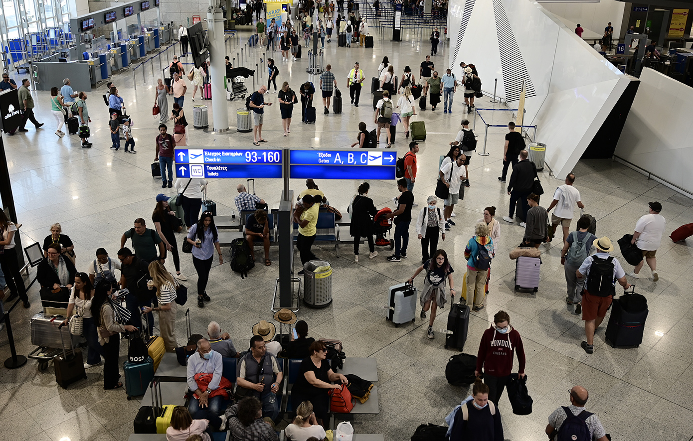 Αυξημένη κατά 12,2% η επιβατική κίνηση στα ελληνικά αεροδρόμια το α&#8217; τετράμηνο