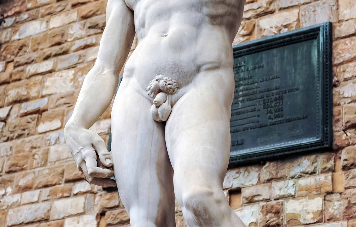 Γιατί οι άνδρες στα αρχαία ελληνικά αγάλματα έχουν όλοι μικρό πέος;