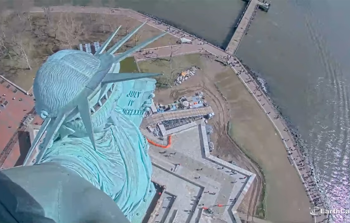 Ο σεισμός στη Νέα Υόρκη από το Άγαλμα της Ελευθερίας – Δείτε βίντεο