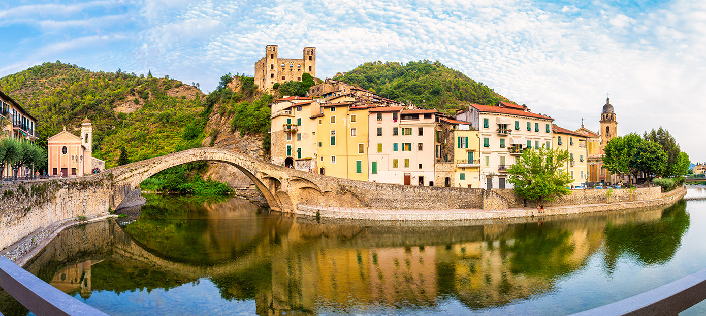 Το μεσαιωνικό χωριό στην Ιταλία που μοιάζει με σκηνικό ταινίας