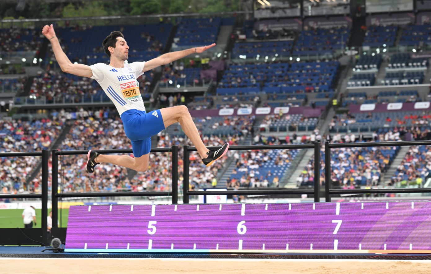 Απίθανος Τεντόγλου: Πέταξε στα 8,49μ. και αγκαλιάζει το χρυσό μετάλλιο στο ευρωπαϊκό πρωτάθλημα