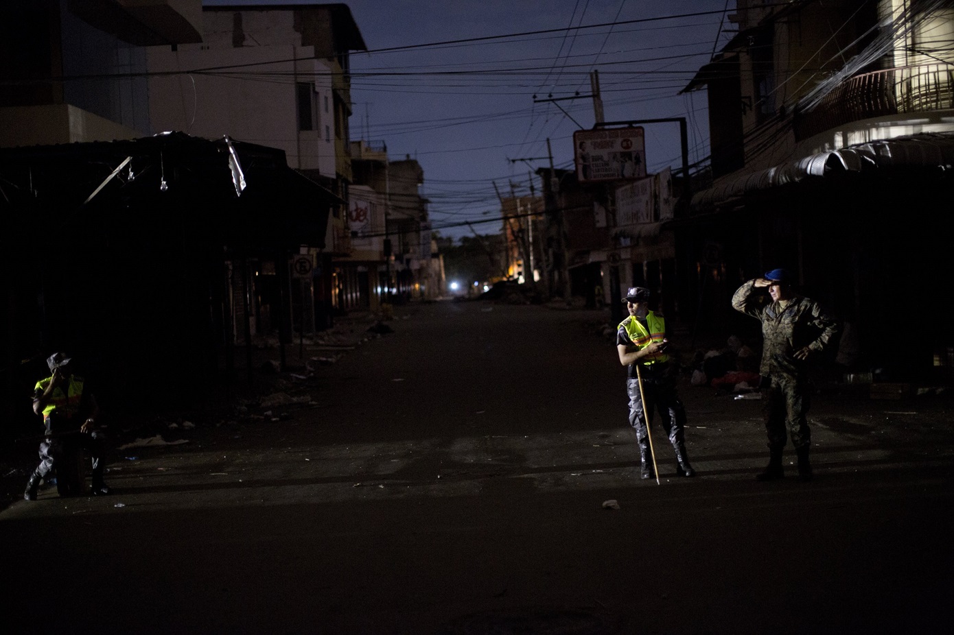 Χάος με μπλακ-άουτ στον Ισημερινό – Στο σκοτάδι η χώρα σε «εθνική κλίμακα»