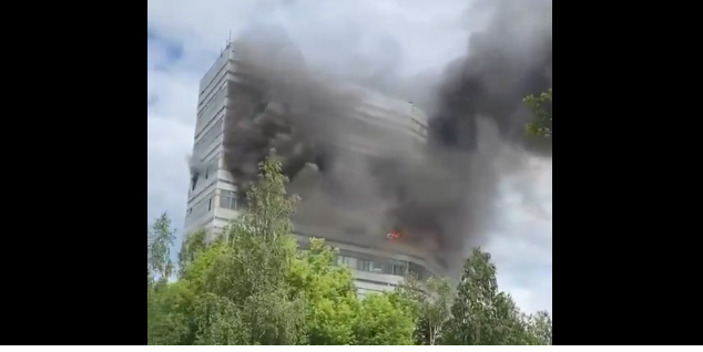 Επτά νεκροί από την πυρκαγιά που εκδηλώθηκε νωρίτερα σε πρώην ινστιτούτο ερευνών στη Μόσχα