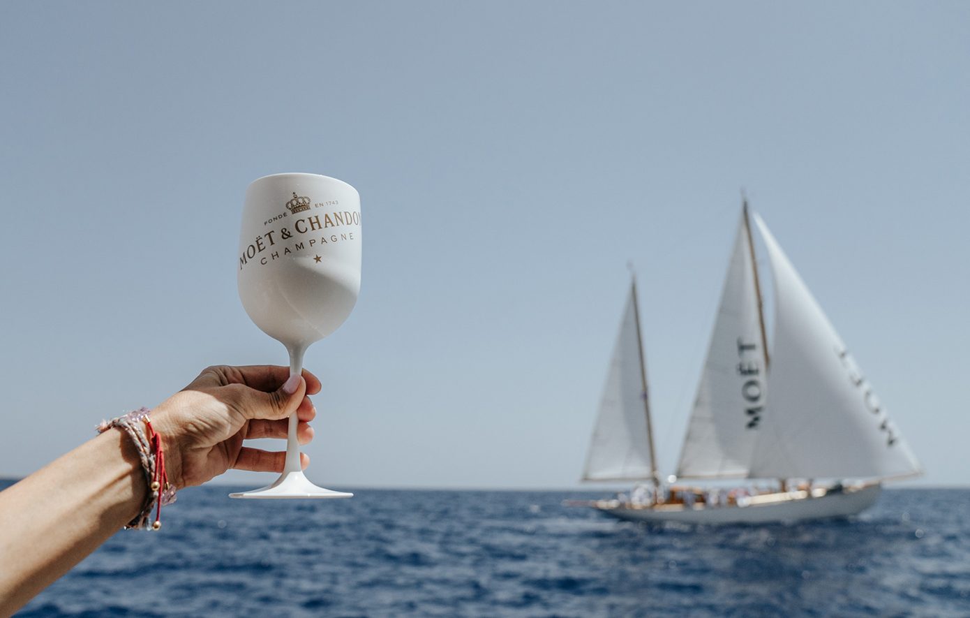 Spetses Classic Yacht Regatta 2024: Η Moët &#038; Chandon Χρυσός Χορηγός του κορυφαίου Διεθνή Αγώνα Ιστιοπλοΐας