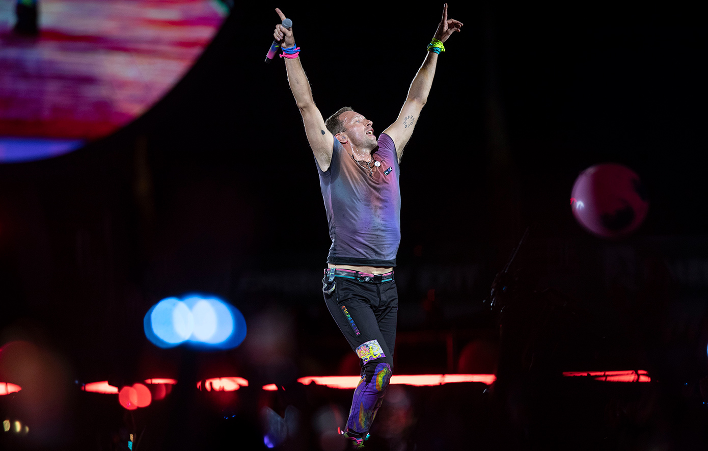 «Ευχαριστώ Αθήνα» από τους Coldplay μετά την πρώτη συναυλία στο ΟΑΚΑ – Οι οδηγίες για απόψε