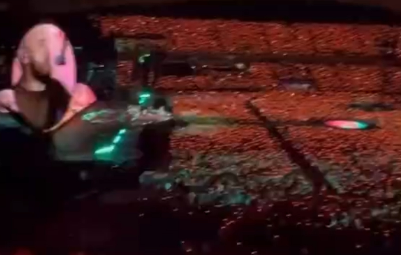Coldplay: Ξεκίνησαν τη δεύτερη συναυλία στο ΟΑΚΑ &#8211; Μαγική βραδιά για 60.000 θεατές