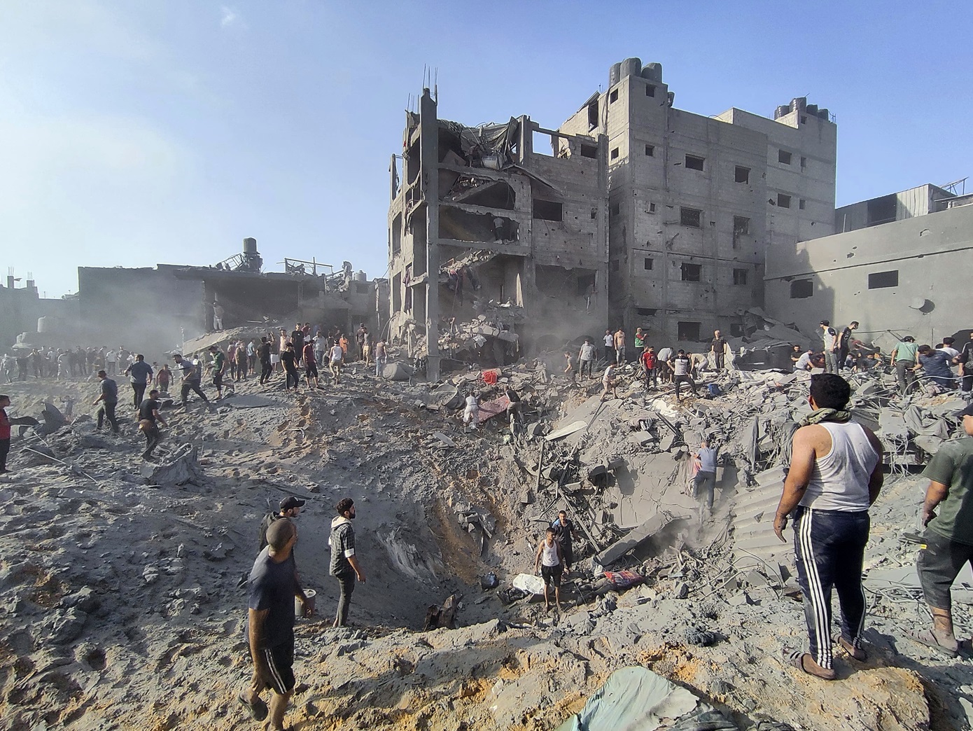 Νέο πλήγμα στη Ράφα: Τουλάχιστον 24 νεκροί και 47 τραυματίες – Μάρτυρες λένε για «πυρά αρμάτων μάχης»