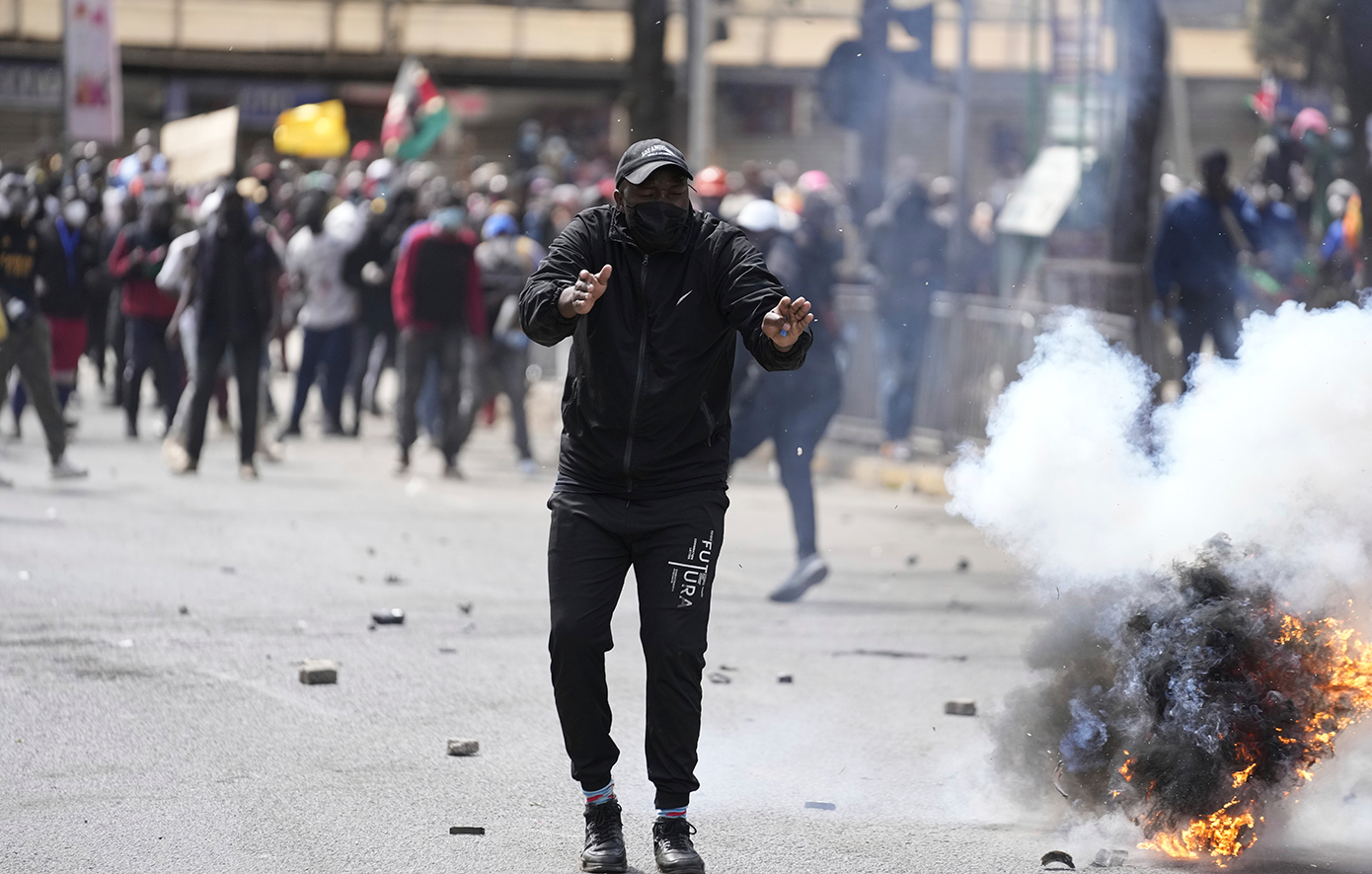 Το Στέιτ Ντιπάρτμεντ καταδικάζει τη βία κατά τη διάρκεια των διαδηλώσεων στην Κένυα και αυτοσυγκράτηση