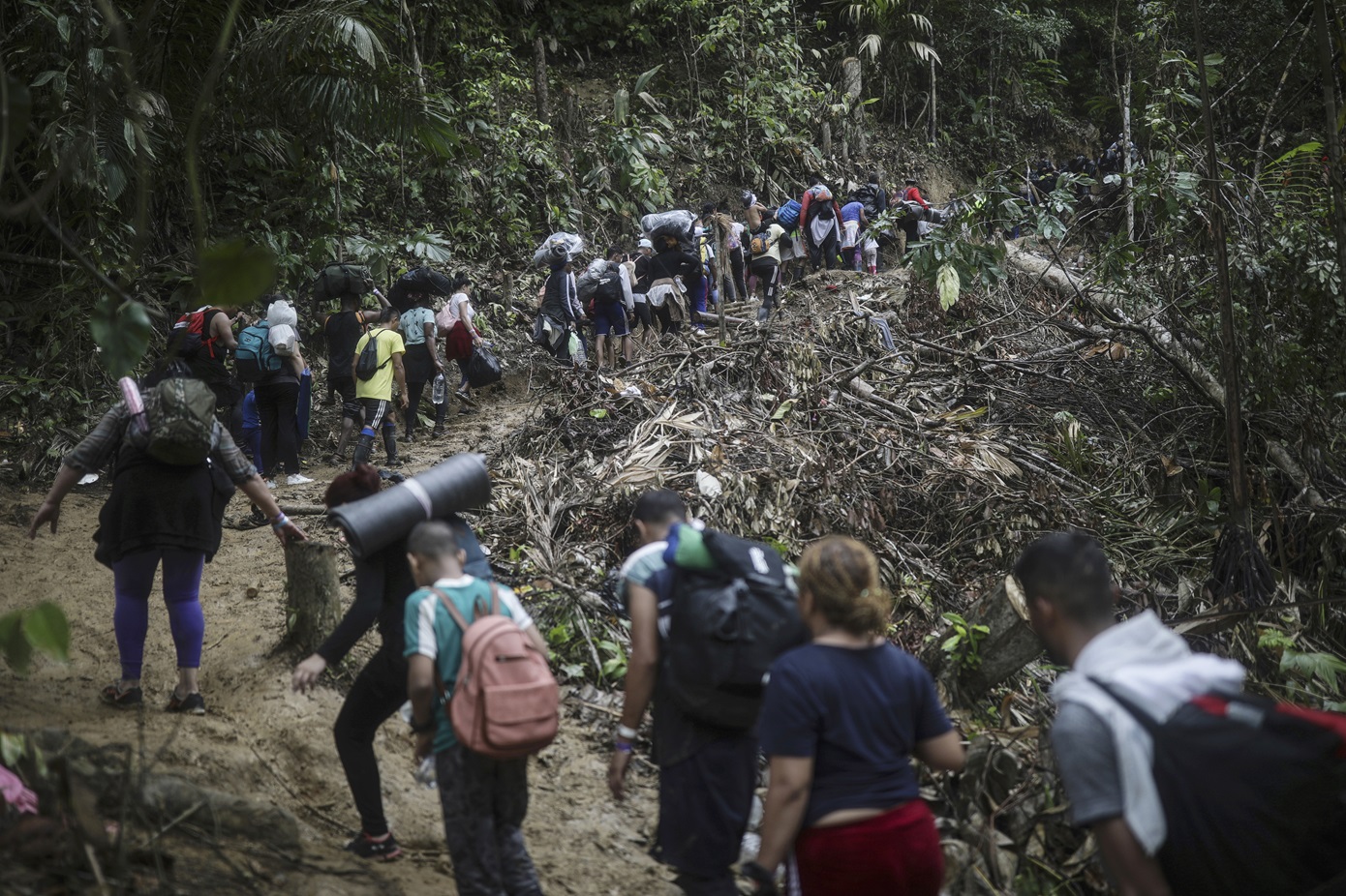 Οι ΗΠΑ αυξάνουν τα μέτρα κατά των διακινητών μεταναστών στη ζούγκλα του Νταριέν
