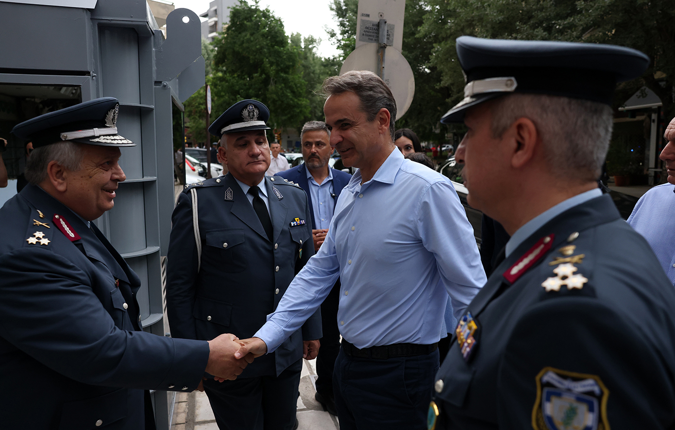 Ο Κυριάκος Μητσοτάκης εγκαινίασε το νεοσύστατο γραφείο ενδοοικογενειακής βίας στη Χαριλάου