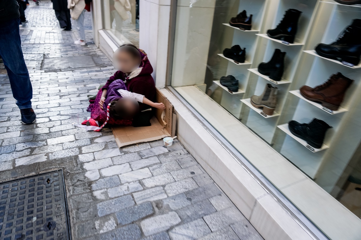 Πάνω από 300 παιδιά εντοπίστηκαν στους δρόμους της Θεσσαλονίκης μέσα σε 9 μήνες σε συνθήκες επαιτείας