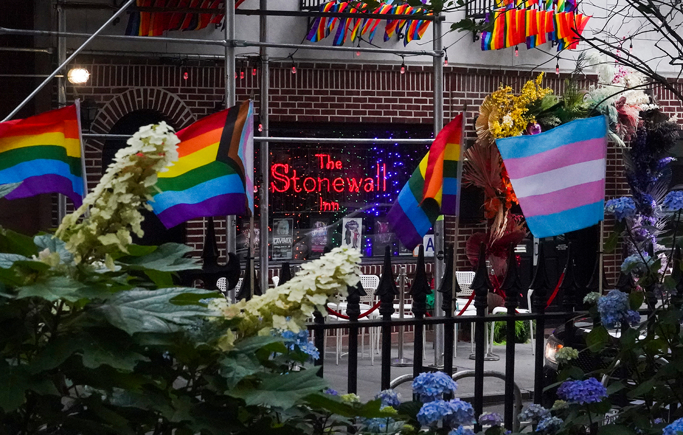 Σαν σήμερα 28 Ιουνίου: Ξεσπούν επεισόδια στο Stonewell της Νέας Υόρκης &#8211; Μια ημέρα ορόσημο για το ομοφυλοφιλικό κίνημα