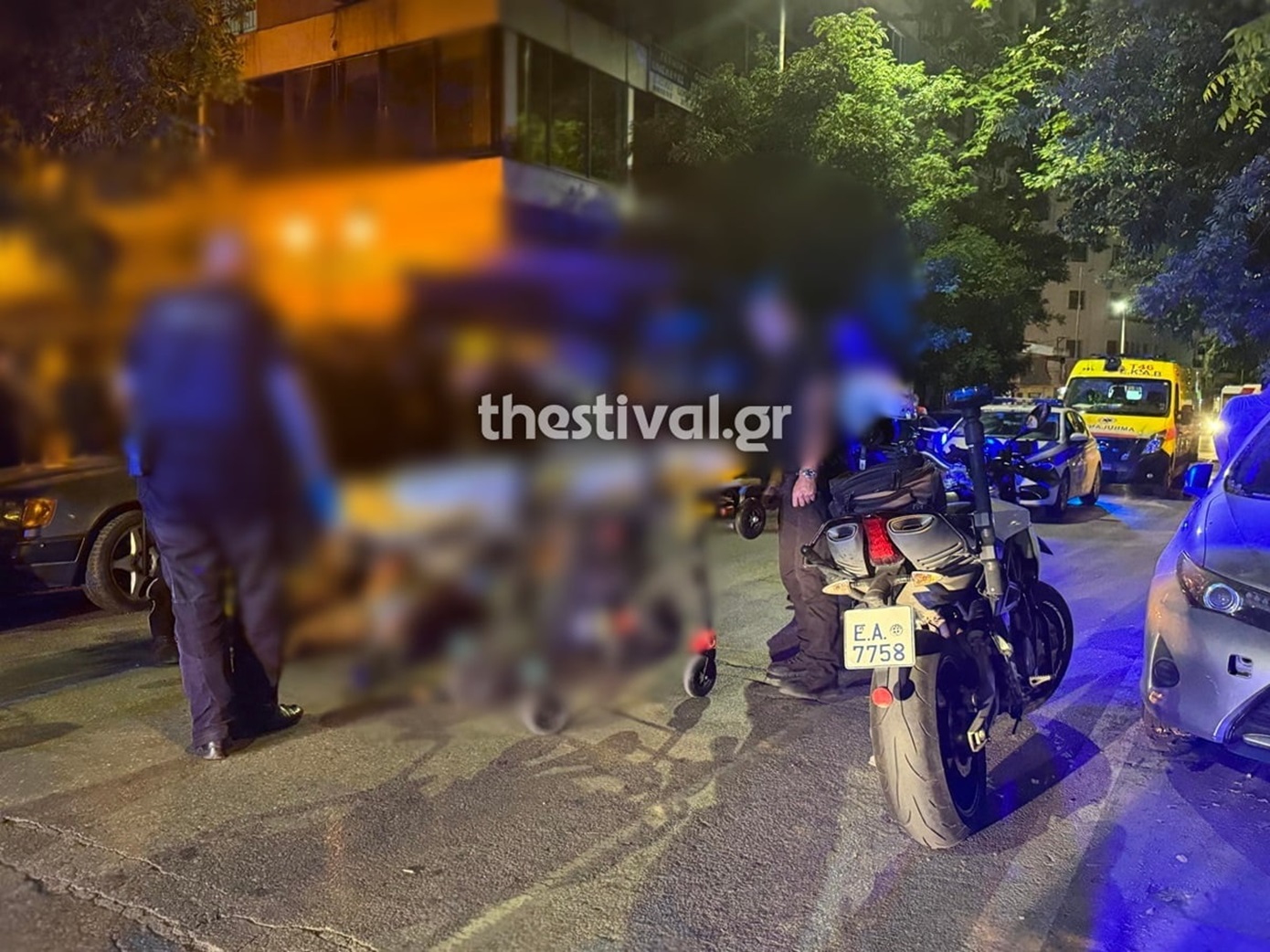 Βγήκαν τα μαχαίρια στη Θεσσαλονίκη σε αιματηρή συμπλοκή αλλοδαπών – Δύο σοβαρά τραυματίες