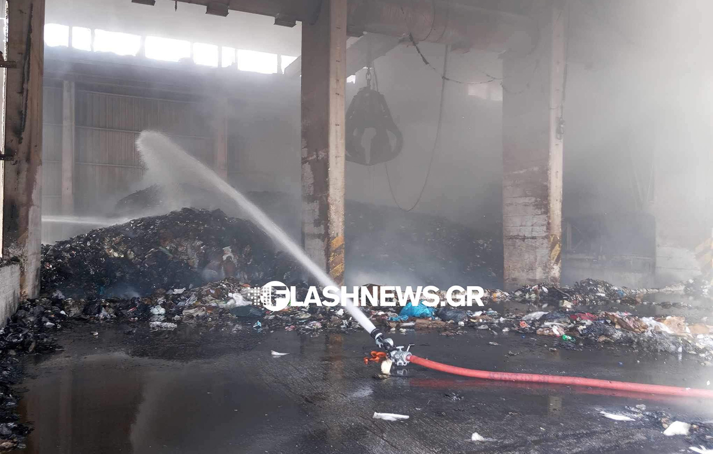 Φωτιά σε εργοστάσιο ανακύκλωσης στα Χανιά