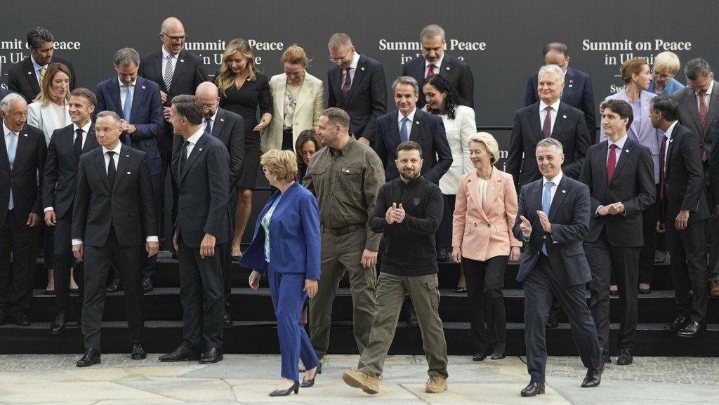 Ελβετία: Η σύνοδος κορυφής για την ειρήνη τάσσεται υπέρ της ακεραιότητας της Ουκρανίας