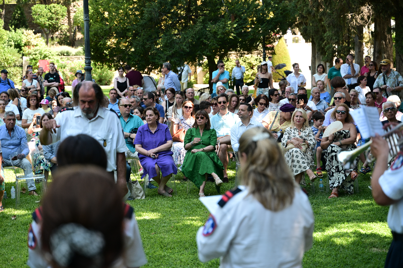 Με μεγάλη συμμετοχή πολιτών ξεκίνησαν οι επετειακές εκδηλώσεις στον κήπο του Προεδρικού Μεγάρου για τα 50 χρόνια από την αποκατάσταση της Δημοκρατίας