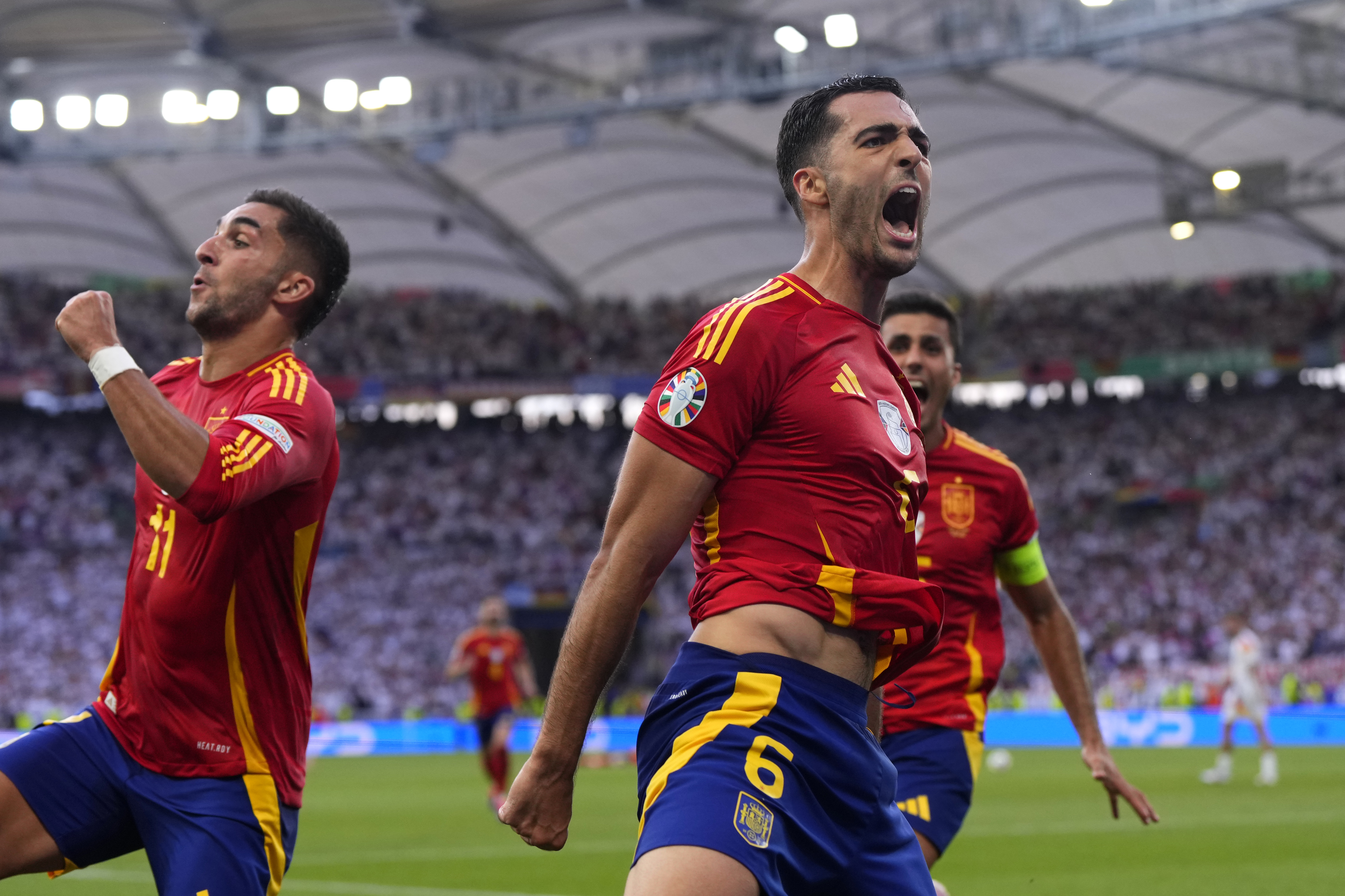 Ισπανία – Γερμανία 2-1: «Σόκαρε» τους οικοδεσπότες και πήρε την πρόκριση η Ρόχα