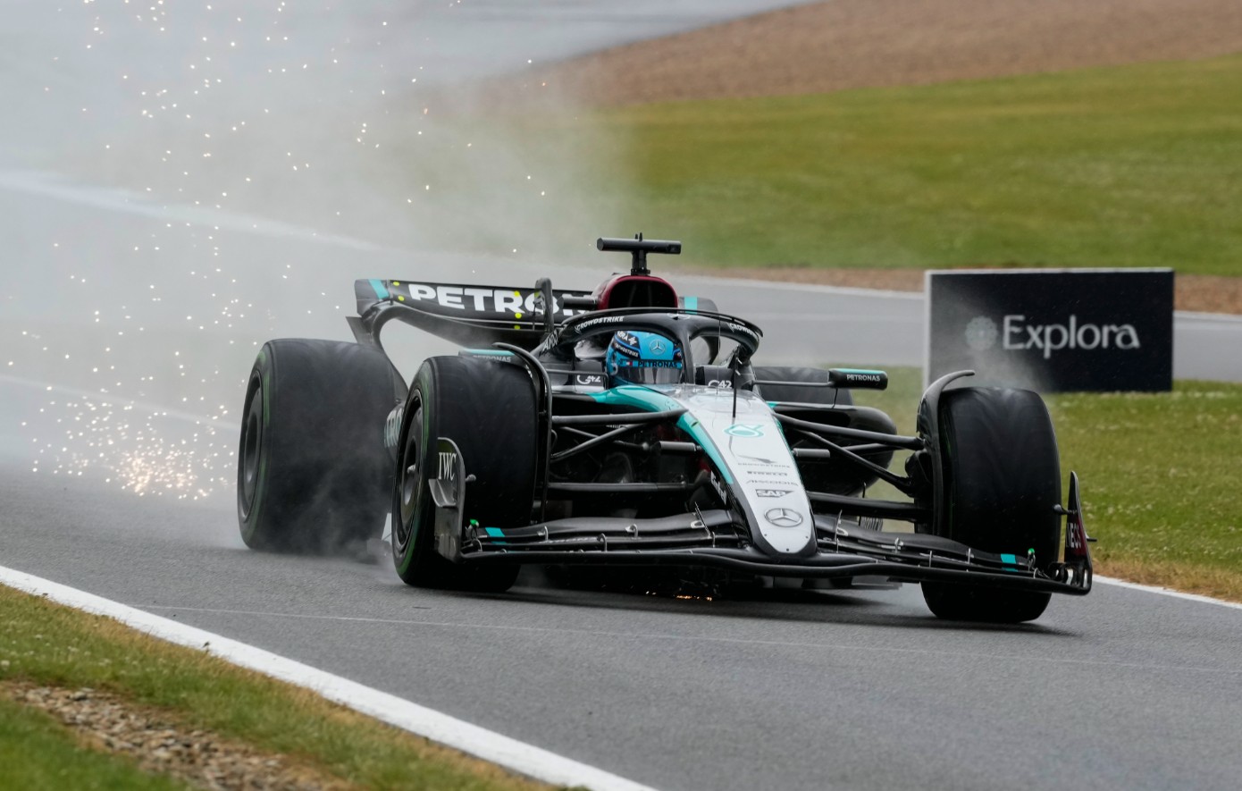 Formula 1: Pole position για τον Ράσελ στη Βρετανία, έκανε το «1-2» η Mercedes