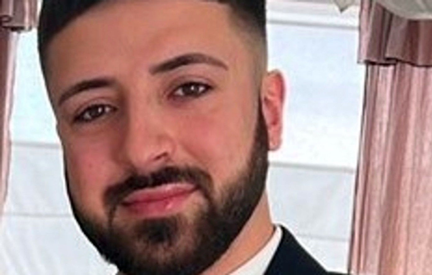 Τι γνωρίζουμε μέχρι στιγμής για τον 26χρονο που σκότωσε με βαλλίστρα μητέρα και κόρες Τι γνωρίζουμε μέχρι στιγμής για τον 26χρονο που σκότωσε με βαλλίστρα μητέρα και κόρες