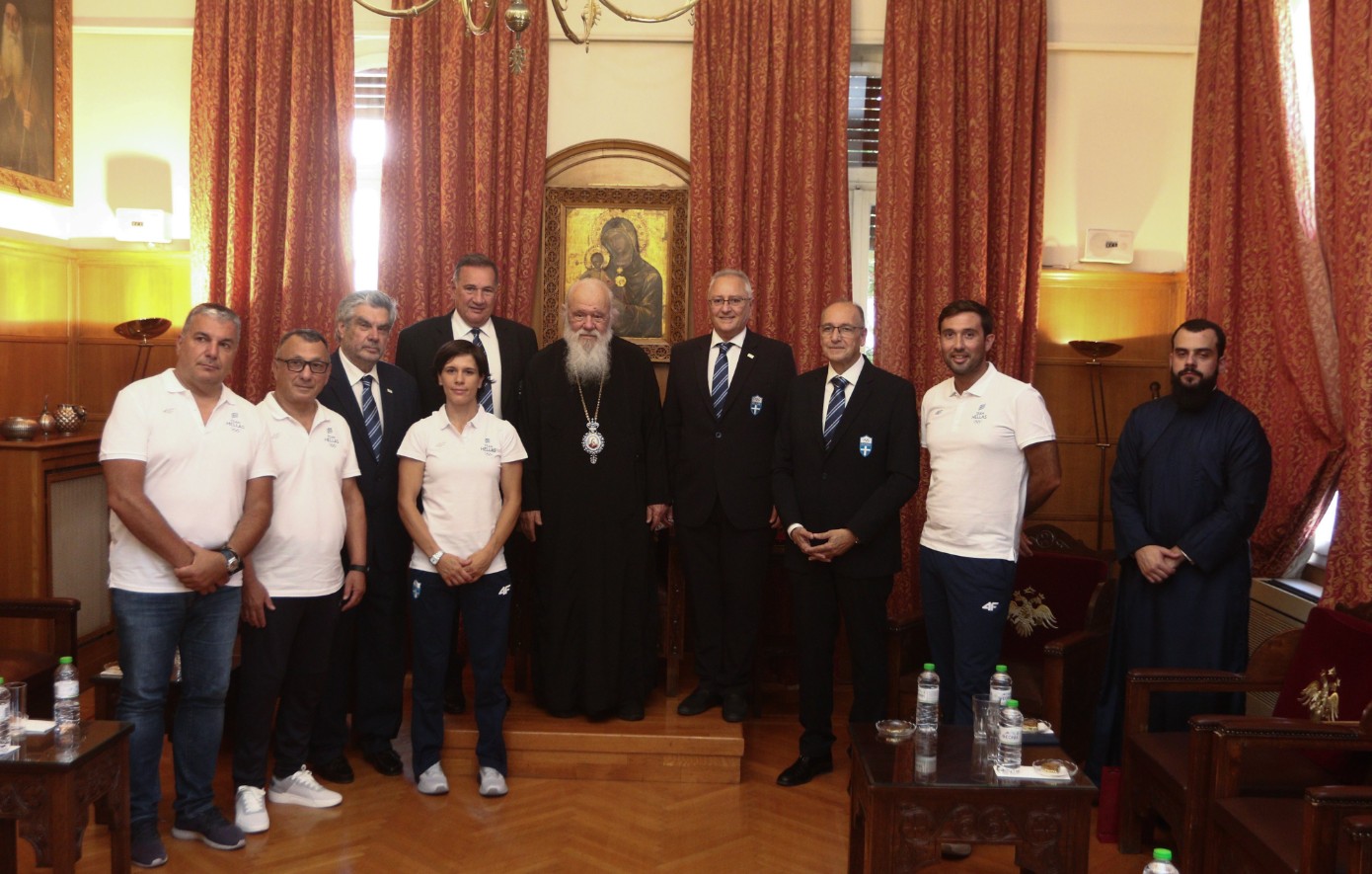 Ολυμπιακοί Αγώνες: Με την ευχή του Αρχιεπισκόπου Ιερώνυμου στο Παρίσι οι Έλληνες αθλητές