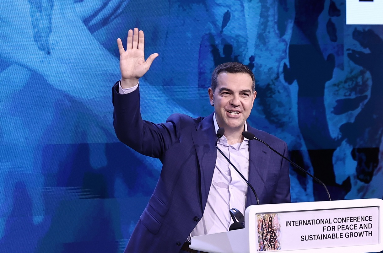 Ζεσταίνεται το μπλοκ Τσίπρα, οι φανατικοί υποστηρικτές του Δούκα και ποιοι κινούν τα νήματα στην ελληνική αγορά παγωτού