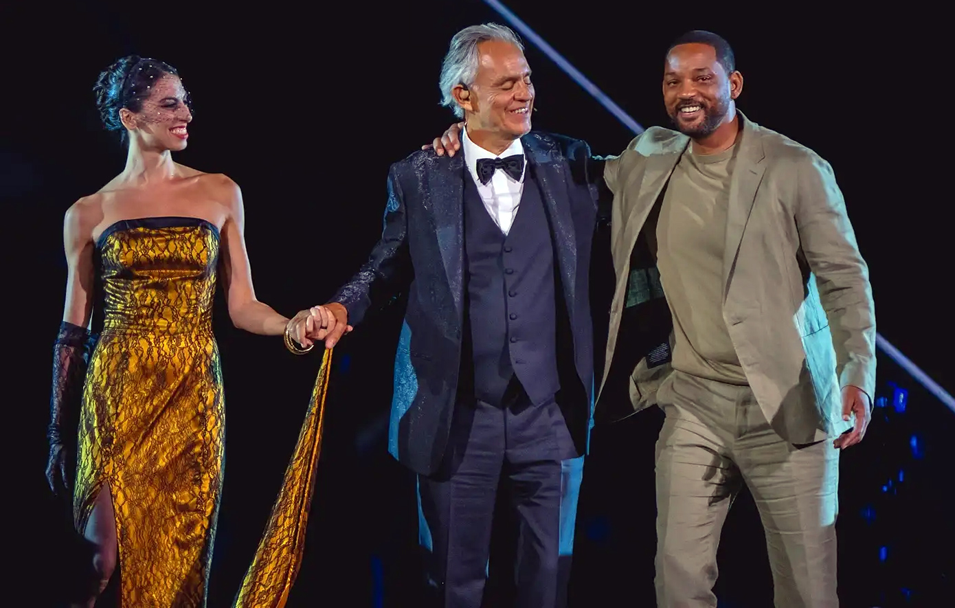 Όλο το Χόλιγουντ στη συναυλία του Αντρέα Μποτσέλι στην Ιταλία &#8211; Γουίλ Σμιθ, Ράσελ Κρόου και Τζόνι Ντεπ ανέβηκαν στη σκηνή