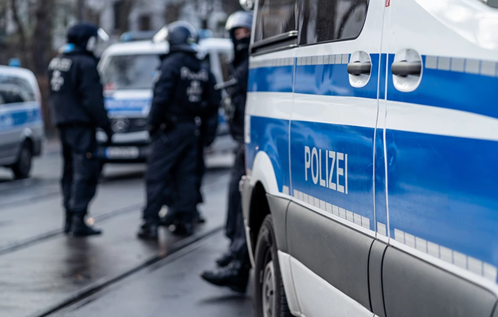 Γερμανία: Νεκρός άνδρας που επιτέθηκε με μαχαίρι σε αστυνομικούς