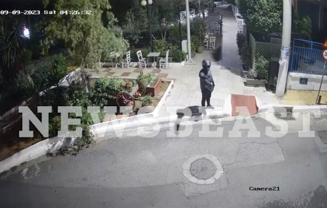 Βίντεο ντοκουμέντο από τους εμπρησμούς της εγκληματικής οργάνωσης του «Αρκούδου» &#8211; Αποκαλύψεις για το κύκλωμα εκβιαστών και μπράβων