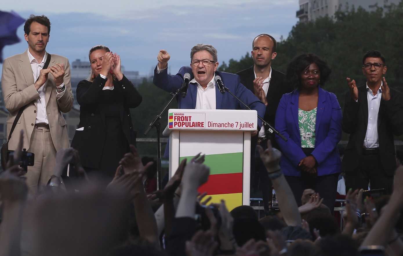 Σε κρίση το Νέο Λαϊκό Μέτωπο στη Γαλλία &#8211; Το κόμμα του Μελανσόν καταγγέλλει τους Σοσιαλιστές