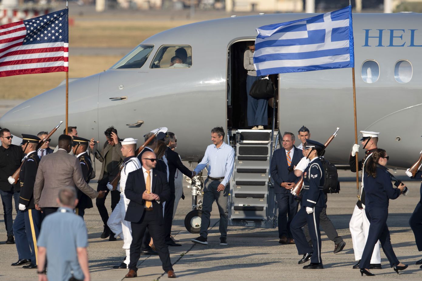 «Σηκώνει» το θέμα της Βόρειας Μακεδονίας ο Μητσοτάκης στο ΝΑΤΟ &#8211; Τα στοιχήματα της ελληνικής διπλωματίας στις ΗΠΑ