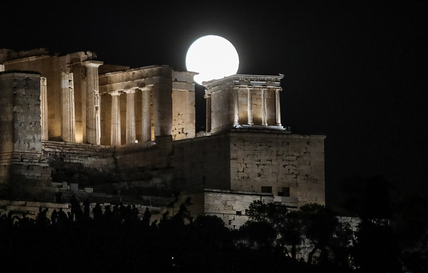 Πανσέληνος Ιουλίου: Οι δωρεάν εκδηλώσεις στην Αθήνα