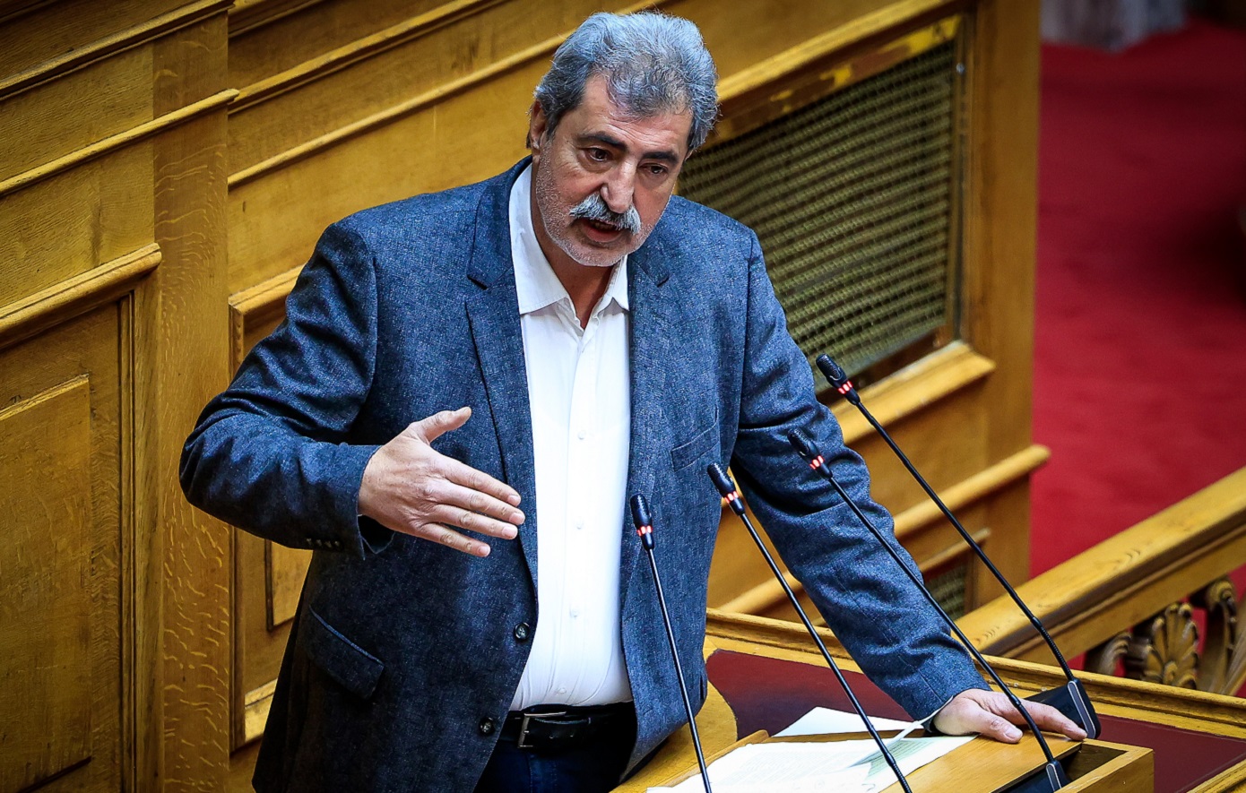 Η πρώτη αντίδραση Πολάκη μετά το επεισόδιο στη Βουλή που οδήγησε στη διαγραφή του από την ΚΟ του ΣΥΡΙΖΑ